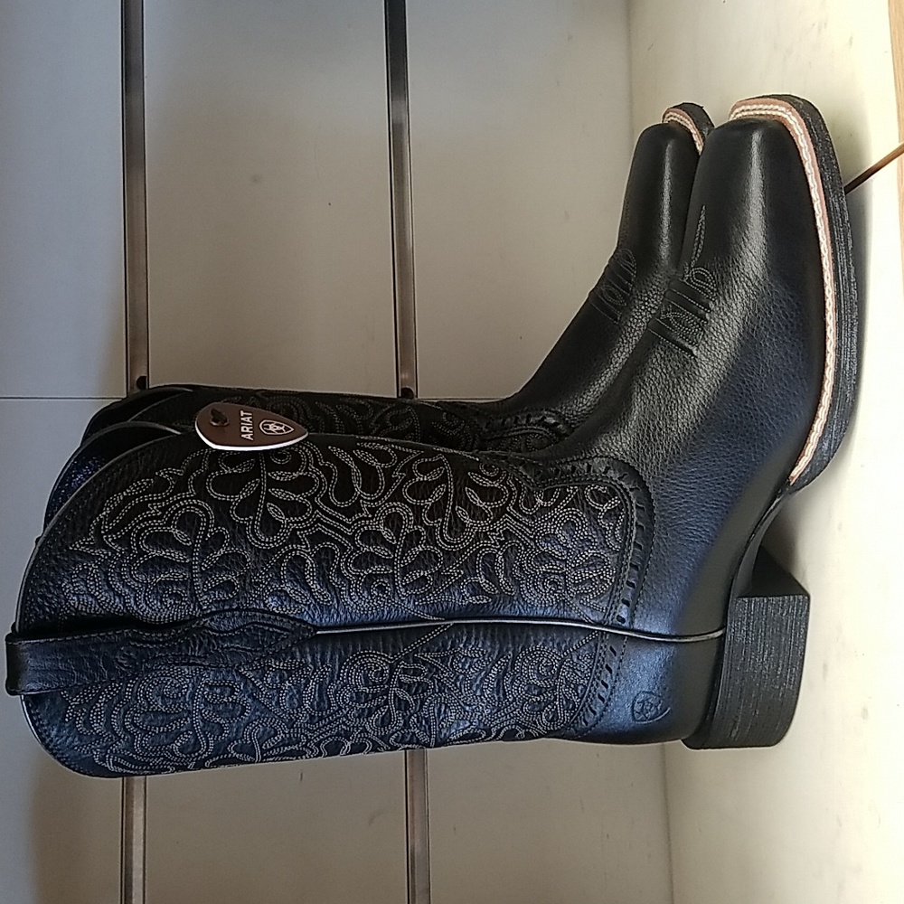 New Womens Ariat Round up Remuda 10034024